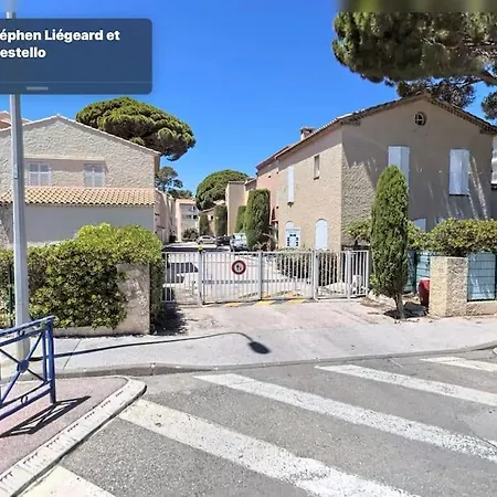 En Rez De Jardin Dans Apartament *